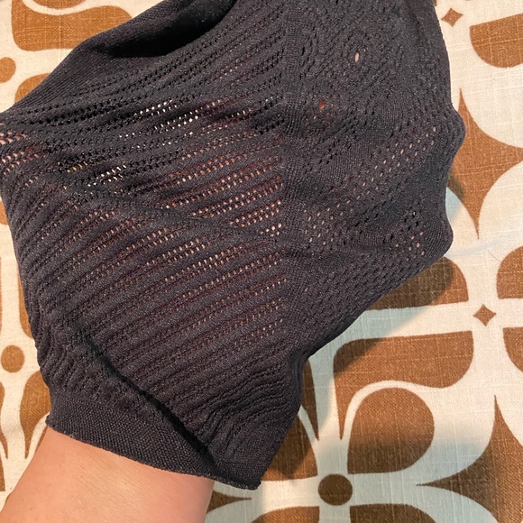 Fabletics black burnout style workout leggings. Size L EUC - Picture 4 of 4